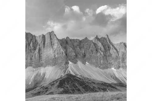 Sonnenaufgang mit Lalidererkette im Karwendel - Goldene Kette - Seitenverhältnis 1:1 - Karwendel Hauptkamm mit Laliderer - weitere Infos unter https://www.kriner-weiermann.de