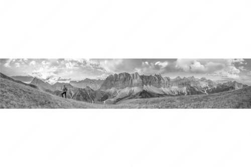Sonnenaufgang mit Lalidererkette im Karwendel - Goldene Kette - Seitenverhältnis 5:1 - Karwendel Hauptkamm mit Laliderer - weitere Infos unter https://www.kriner-weiermann.de