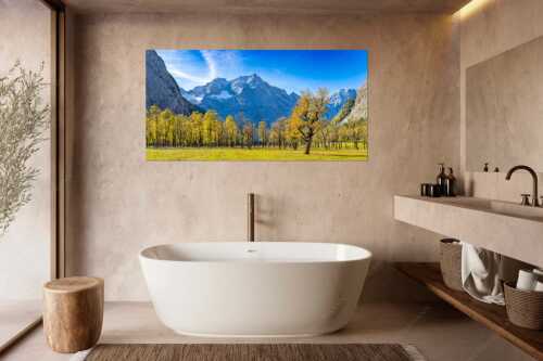 Blick über Großen Ahornboden zur Spritzkarspitze im Karwendelgebirge - Goldgrube - Größe ca. 180x90cm, Seitenverhältnis 2:1 - Herbstfärbung am Ahornboden - weitere Infos unter https://www.kriner-weiermann.de