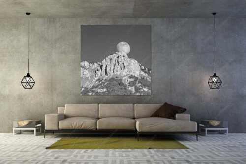 Aufgehender Vollmond hinter Signalkopf mit Wanderer am Gipfel - Große Sache - Größe ca. 160x160cm, Seitenverhältnis 1:1 - Vollmond mit Signalkopf - weitere Infos unter https://www.kriner-weiermann.de