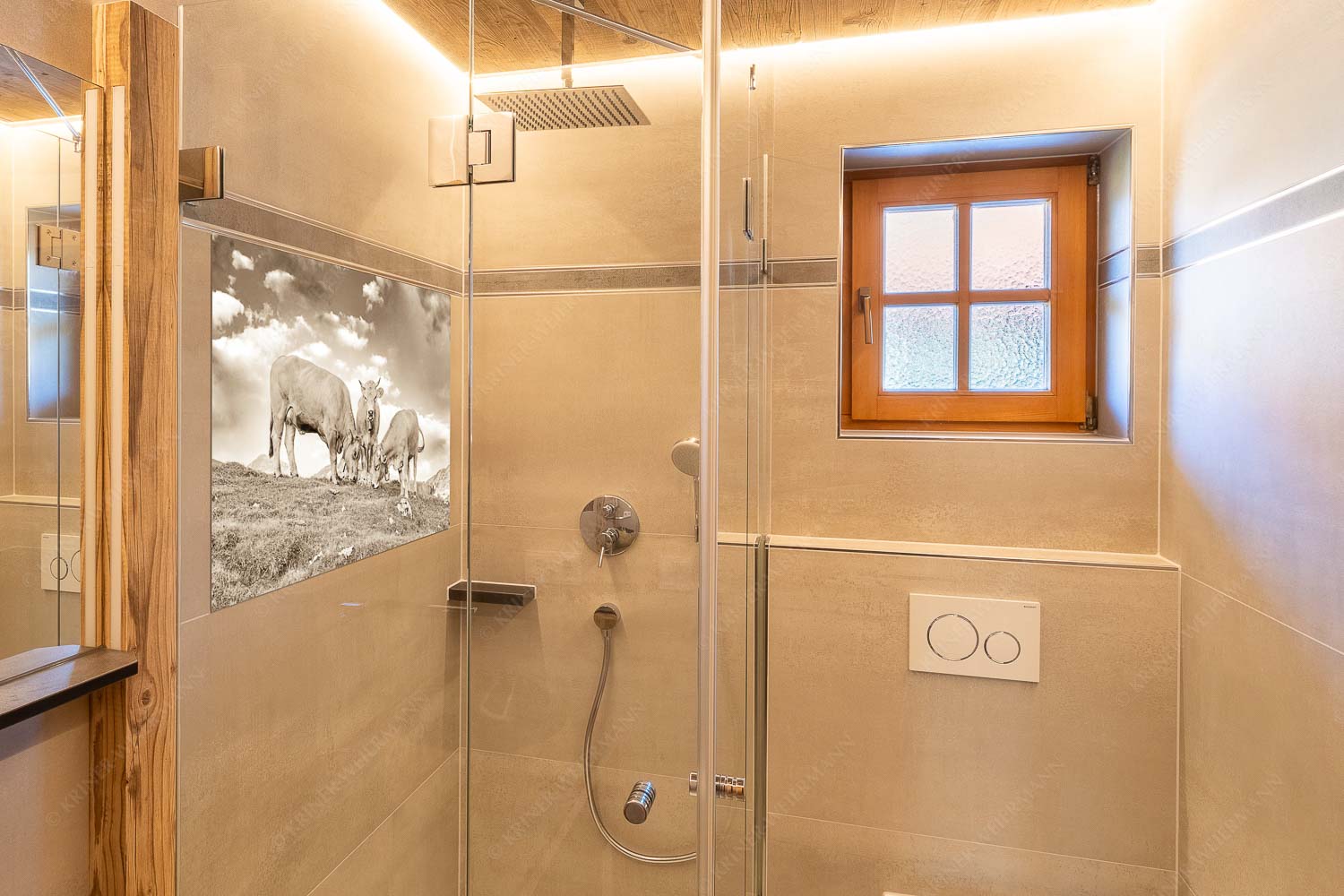 Gschlecki – Größe ca. 120x80cm, Seitenverhältnis 3:2 — Murnau-Werdenfelser Rinder Junge Werdenfelser Rinder auf der Kuhalm im Estergebirge - Gschlecki - Größe ca. 120x80cm, Seitenverhältnis 3:2 - Murnau-Werdenfelser Rinder - weitere Infos unter https://www.kriner-weiermann.de