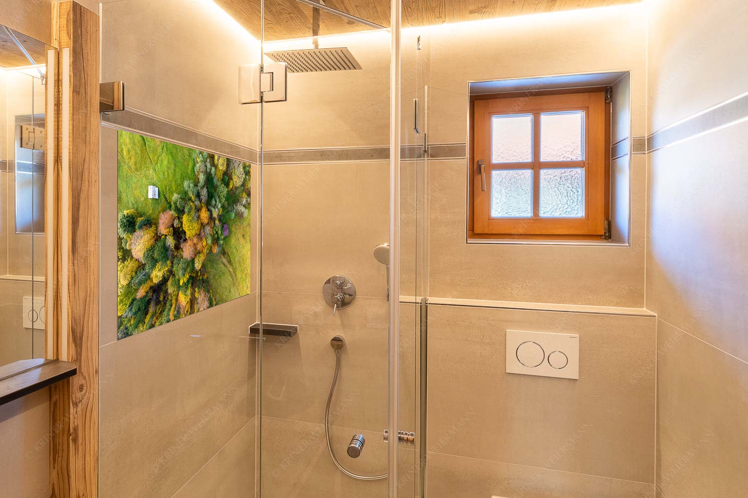 Gsunds Verhältnis – Größe ca. 120x80cm, Seitenverhältnis 3:2 — Herbst-Wald von Oben Bergmischwald mit Wiesmahd im Werdenfelser Land - Gsunds Verhältnis - Größe ca. 120x80cm, Seitenverhältnis 3:2 - Herbst-Wald von Oben - weitere Infos unter https://www.kriner-weiermann.de