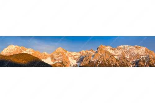 Wörner, Tiefkar und Westliche Karwendelspitze im Abendlicht - Gute Bekannte - Seitenverhältnis 5:1 - Karwendelgebirge bei Mittenwald - weitere Infos unter https://www.kriner-weiermann.de
