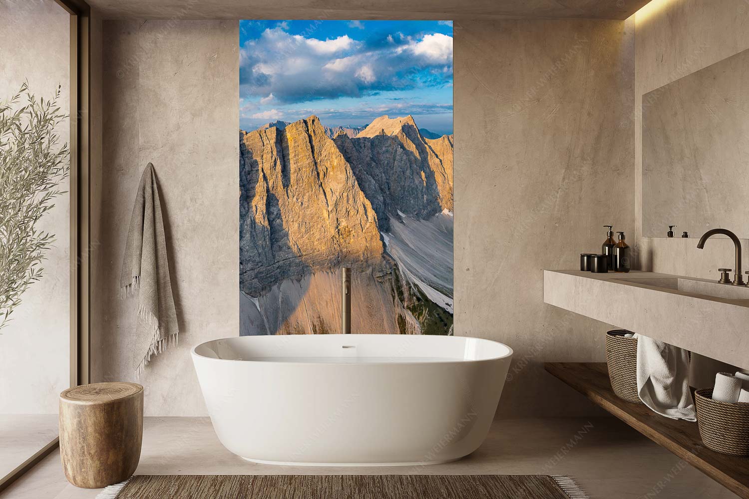 Herzog Kante – Größe ca. 160x240cm, Seitenverhältnis 2:3 — Lalidererspitze im Karwendelgebirge Erstes Licht an der Lalidererwand im Karwendel - Herzog Kante - Größe ca. 160x240cm, Seitenverhältnis 2:3 - Lalidererspitze im Karwendelgebirge - weitere Infos unter https://www.kriner-weiermann.de