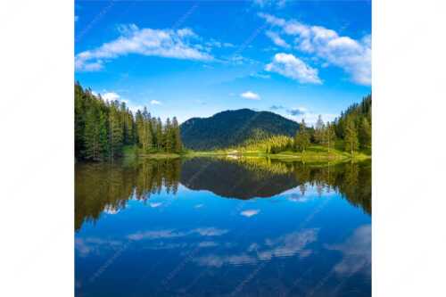 Blick über Esterbergsee zur Esterbergalm - Heute Esterbergsee - Seitenverhältnis 1:1 - Esterbergalm Hochwasser - weitere Infos unter https://www.kriner-weiermann.de