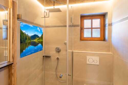 Blick über Esterbergsee zur Esterbergalm - Heute Esterbergsee - Größe ca. 120x80cm, Seitenverhältnis 3:2 - Esterbergalm Hochwasser - weitere Infos unter https://www.kriner-weiermann.de