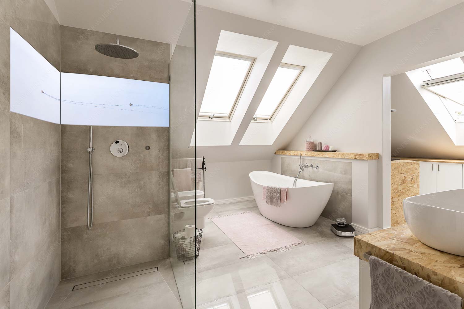 Zwei Haubentaucher unterwegs am Barmsee - Hinterher - Größe ca. 240x60cm, Seitenverhältnis 4:1 - Haubentaucher am Barmsee - weitere Infos unter https://www.kriner-weiermann.de