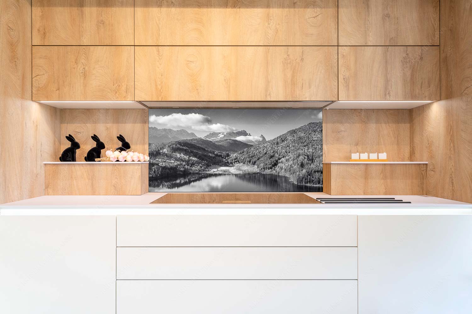 Hinterm Barmsee – Größe ca. 120x60cm, Seitenverhältnis 2:1 — Alpspitze Zugspitze und Waxenstein Erster Schnee am Barmsee mit Blick zum Zugspitzmassiv - Hinterm Barmsee - Größe ca. 120x60cm, Seitenverhältnis 2:1 - Alpspitze Zugspitze und Waxenstein - weitere Infos unter https://www.kriner-weiermann.de