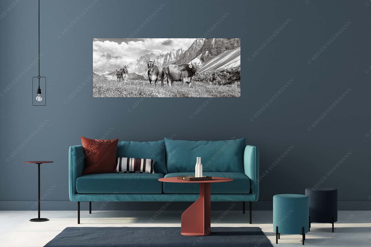 Jungvieh am Hochalmsattel im Karwendel mit Lalidererwand im Hintergrund - Hochalm II - Größe ca. 175x70cm, Seitenverhältnis 2,5:1 - Junge Kühe mit Laliderer im Karwendel - weitere Infos unter https://www.kriner-weiermann.de