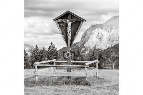 Wegkreuz am Wamberg - Höheres - Seitenverhältnis 1:1 - Wegkreuz bei Wamberg und Eckbauer - weitere Infos unter https://www.kriner-weiermann.de