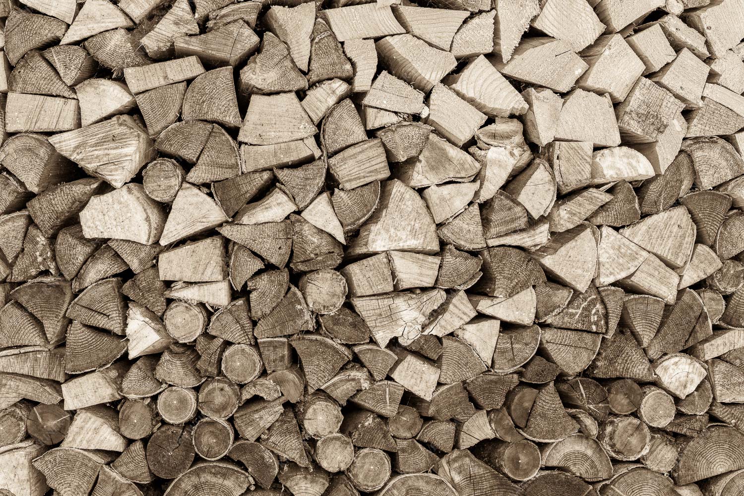 Holzhaufen II – Seitenverhältnis 3:2 — Holzstapel Holzscheite Aufgerichteter Holzhaufen