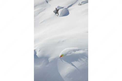 Tiefschneeabfahrt im Zugspitzgebiet mit Telemarkski - Im Powderhimmel - Seitenverhältnis 2:3 - Freeride Zugspitze - weitere Infos unter https://www.kriner-weiermann.de