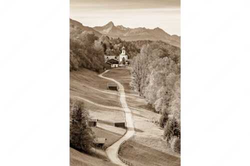 Blick über Kirche St. Anna in Wamberg zum Waxenstein - Kircherl - Seitenverhältnis 2:3 - Wamberg mit Daniel - weitere Infos unter https://www.kriner-weiermann.de