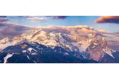 Blick auf Zugspitzmassiv mit Alpspitze, Zugspitze und Waxenstein - Klassikerkette - Seitenverhältnis 2,5:1 - Alpspitze Zugspitze und Waxenstein - weitere Infos unter https://www.kriner-weiermann.de