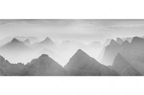 Blick über Moserkarspitze und Lalidererspitze in den Sonnenaufgang - Konturen - Seitenverhältnis 2,5:1 - Silhouetten im Karwendel - weitere Infos unter https://www.kriner-weiermann.de