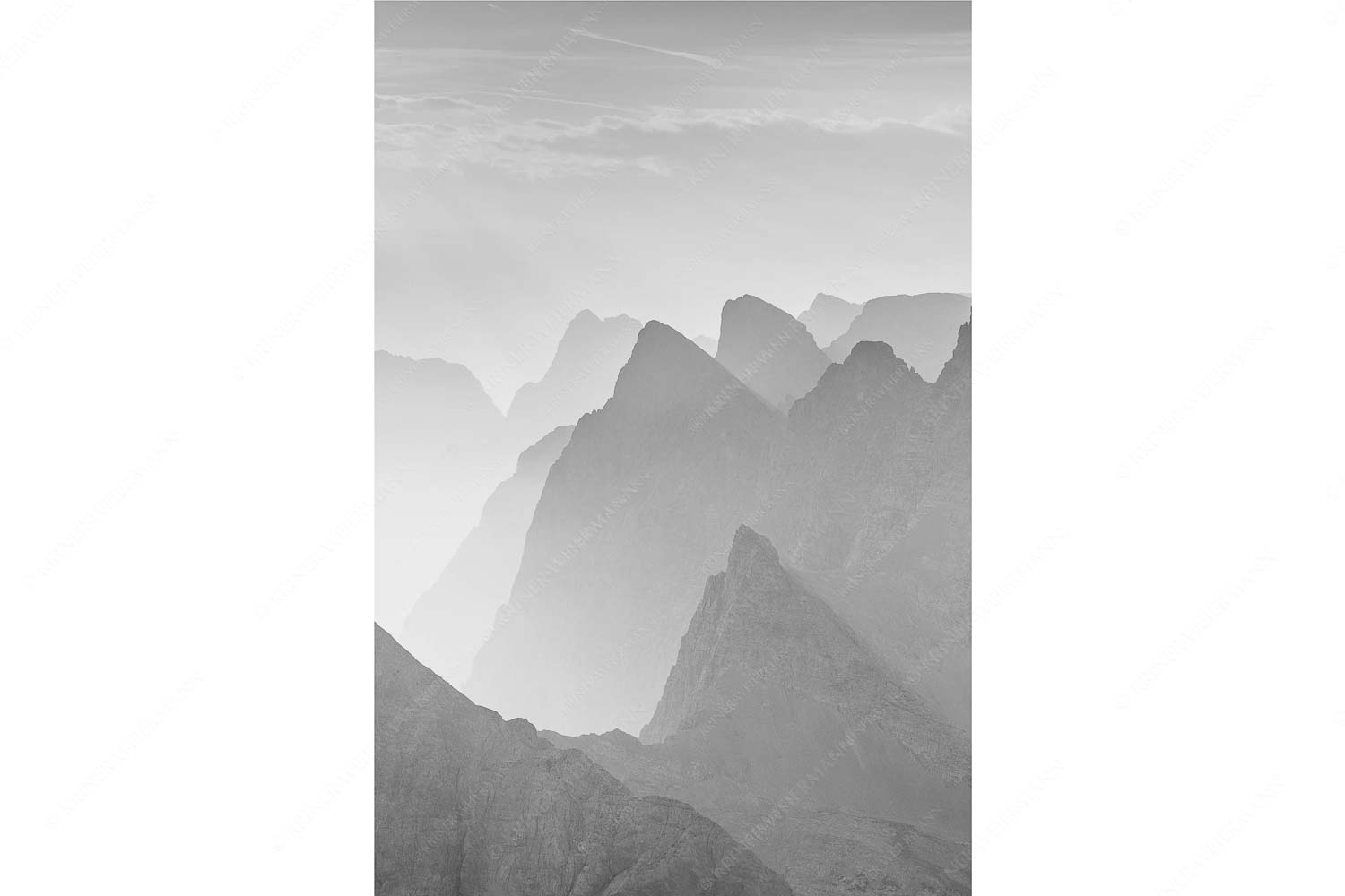 Konturen – Seitenverhältnis 2:3 — Silhouetten im Karwendel Blick über Moserkarspitze und Lalidererspitze in den Sonnenaufgang