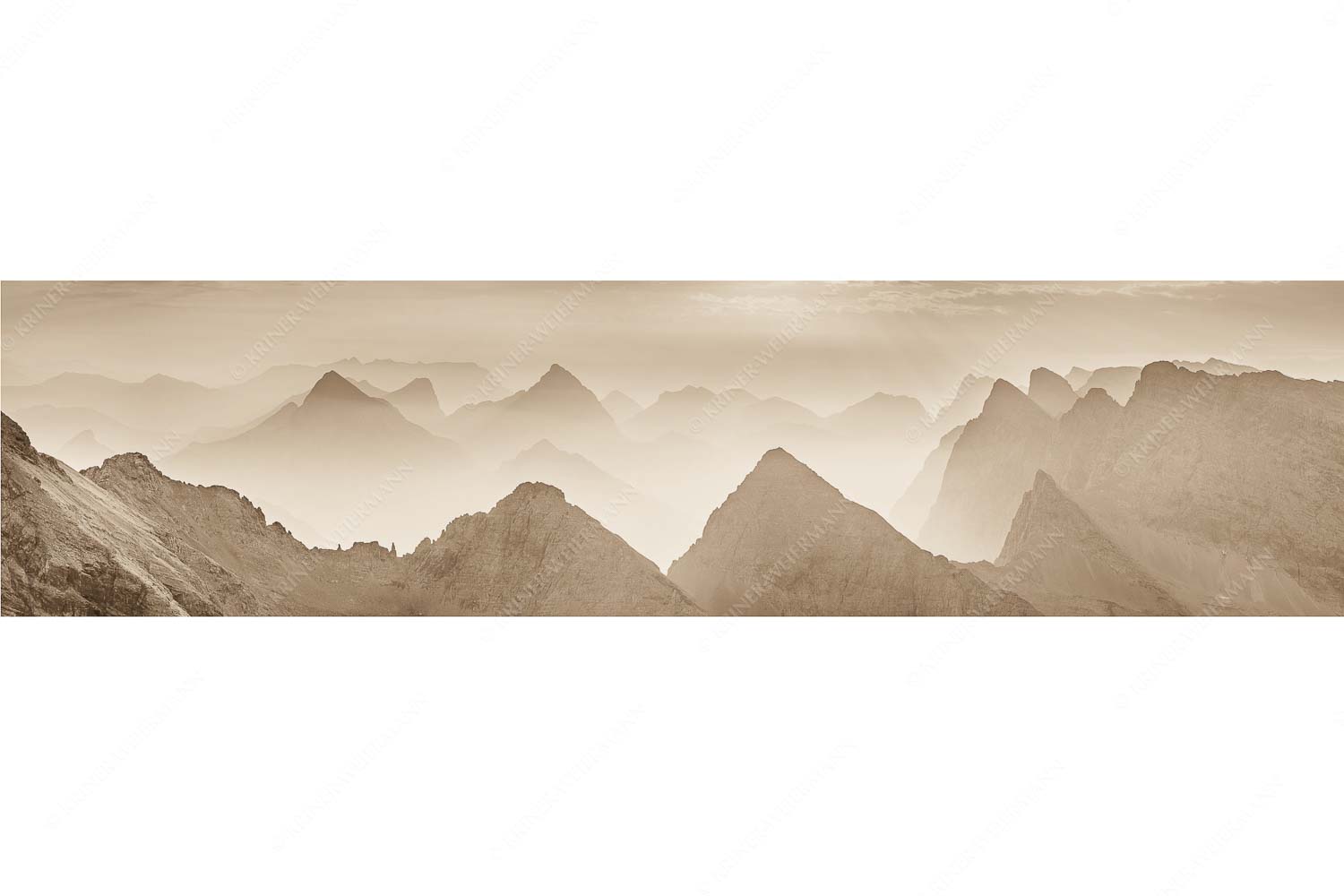 Konturen – Seitenverhältnis 4:1 — Silhouetten im Karwendel Blick über Moserkarspitze und Lalidererspitze in den Sonnenaufgang