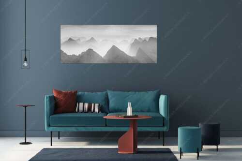 Blick über Moserkarspitze und Lalidererspitze in den Sonnenaufgang - Konturen - Größe ca. 175x70cm, Seitenverhältnis 2,5:1 - Silhouetten im Karwendel - weitere Infos unter https://www.kriner-weiermann.de