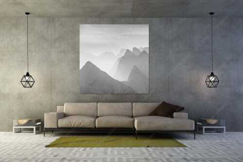 Blick über Moserkarspitze und Lalidererspitze in den Sonnenaufgang - Konturen - Größe ca. 160x160cm, Seitenverhältnis 1:1 - Silhouetten im Karwendel - weitere Infos unter https://www.kriner-weiermann.de