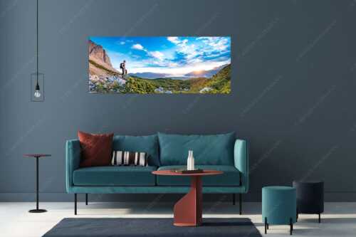 Blick vom Wetterstein über das Obere Isartal in den Sonnenaufgang am Soierngebirge - Latschenmeer - Größe ca. 175x70cm, Seitenverhältnis 2,5:1 - Wanderer im Wettersteingebirge - weitere Infos unter https://www.kriner-weiermann.de