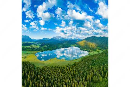Blick über den Barmsee ins Wettersteingebirge - Lieblingssee II - Seitenverhältnis 1:1 - Luftaufnahme Barmsee mit Wetterstein - weitere Infos unter https://www.kriner-weiermann.de