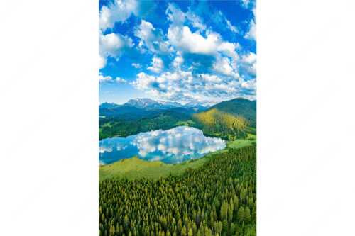 Blick über den Barmsee ins Wettersteingebirge - Lieblingssee II - Seitenverhältnis 2:3 - Luftaufnahme Barmsee mit Wetterstein - weitere Infos unter https://www.kriner-weiermann.de