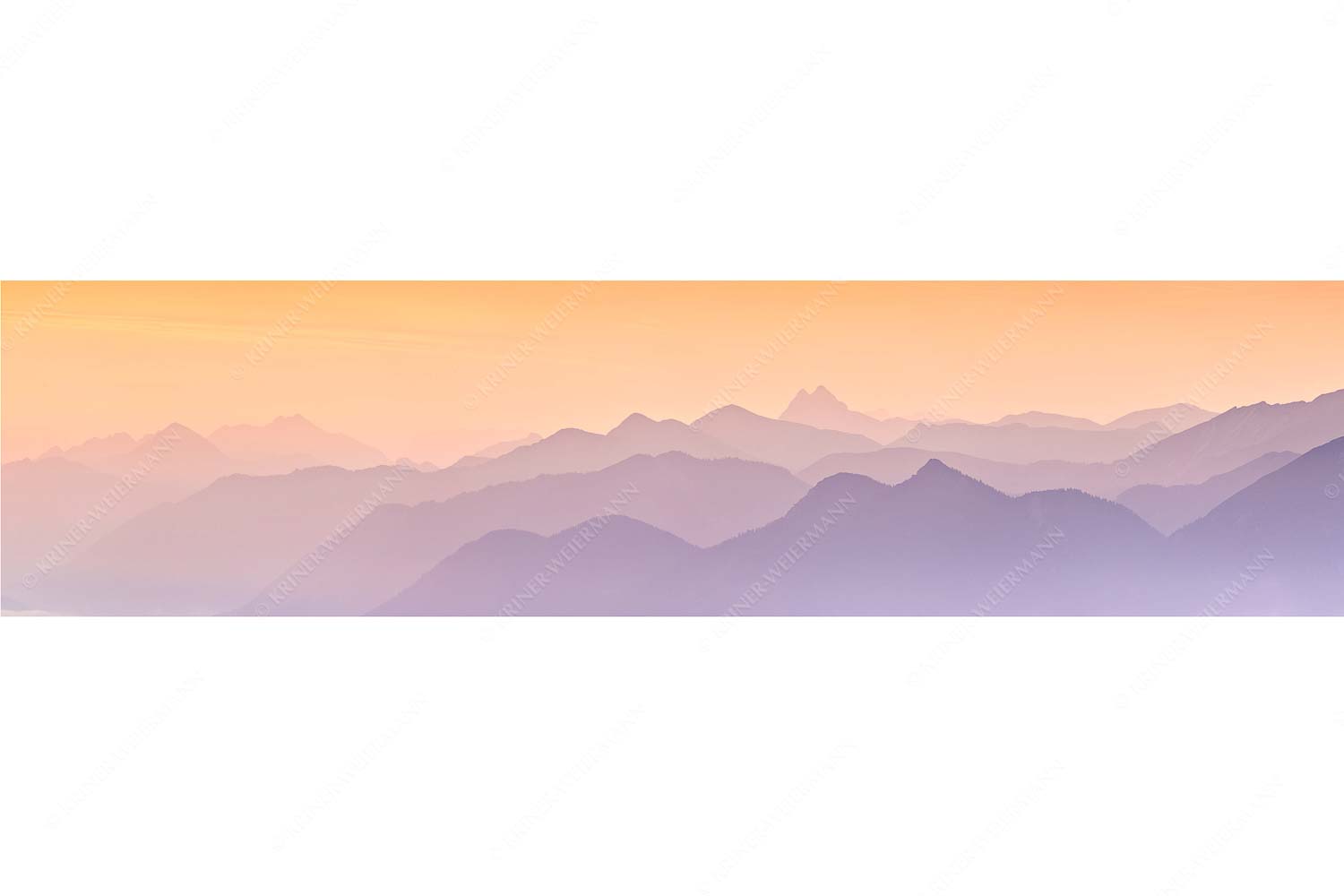 Linien – Seitenverhältnis 4:1 — Silhouetten im Soierngebirge Blick über den Wank in die Morgendämmerung