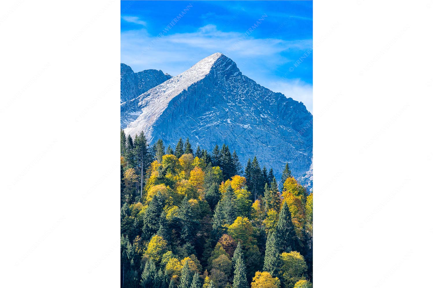 Markante Kante – Seitenverhältnis 2:3 — Alpspitze Alpspitze mit Herbstfärbung am Wamberg