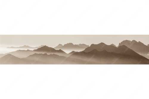 Klar und deutlich trennen sich die Bergketten von Soiern- und Karwendelgebirge - Morgenschnitt - Seitenverhältnis 5:1 - Silhouetten im Karwendel - weitere Infos unter https://www.kriner-weiermann.de