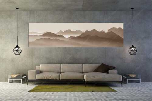 Klar und deutlich trennen sich die Bergketten von Soiern- und Karwendelgebirge - Morgenschnitt - Größe ca. 320x80cm, Seitenverhältnis 4:1 - Silhouetten im Karwendel - weitere Infos unter https://www.kriner-weiermann.de