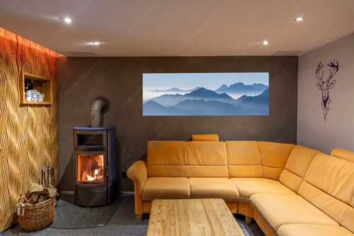 Klar und deutlich trennen sich die Bergketten von Soiern- und Karwendelgebirge - Morgenschnitt - Größe ca. 180x60cm, Seitenverhältnis 3:1 - Silhouetten im Karwendel - weitere Infos unter https://www.kriner-weiermann.de