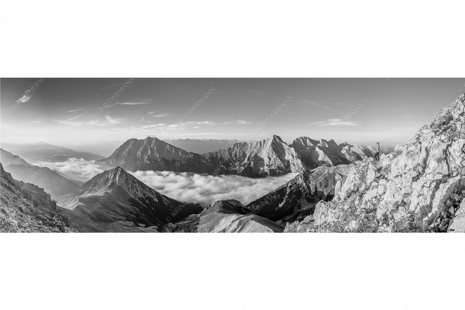 Blick übers Gaistal zu den Mieminger Bergen