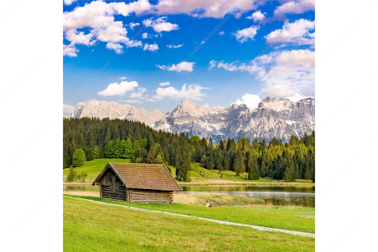 Nachlesen – Seitenverhältnis 1:1 — Geroldsee mit Wörner und Tiefkarspitze Blick über den Geroldsee zum Wörner, Tiefkar- und Westlicher Karwendelspitze
