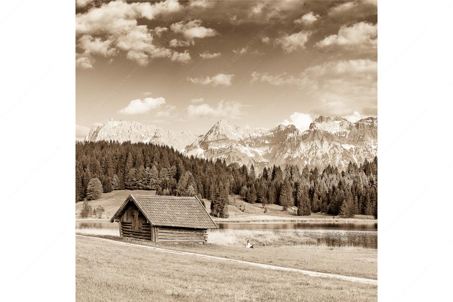 Nachlesen – Seitenverhältnis 1:1 — Geroldsee mit Wörner und Tiefkarspitze Blick über den Geroldsee zum Wörner, Tiefkar- und Westlicher Karwendelspitze