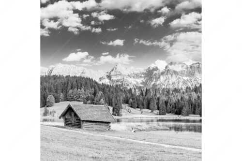Blick über den Geroldsee zum Wörner, Tiefkar- und Westlicher Karwendelspitze - Nachlesen - Seitenverhältnis 1:1 - Geroldsee mit Wörner und Tiefkarspitze - weitere Infos unter https://www.kriner-weiermann.de
