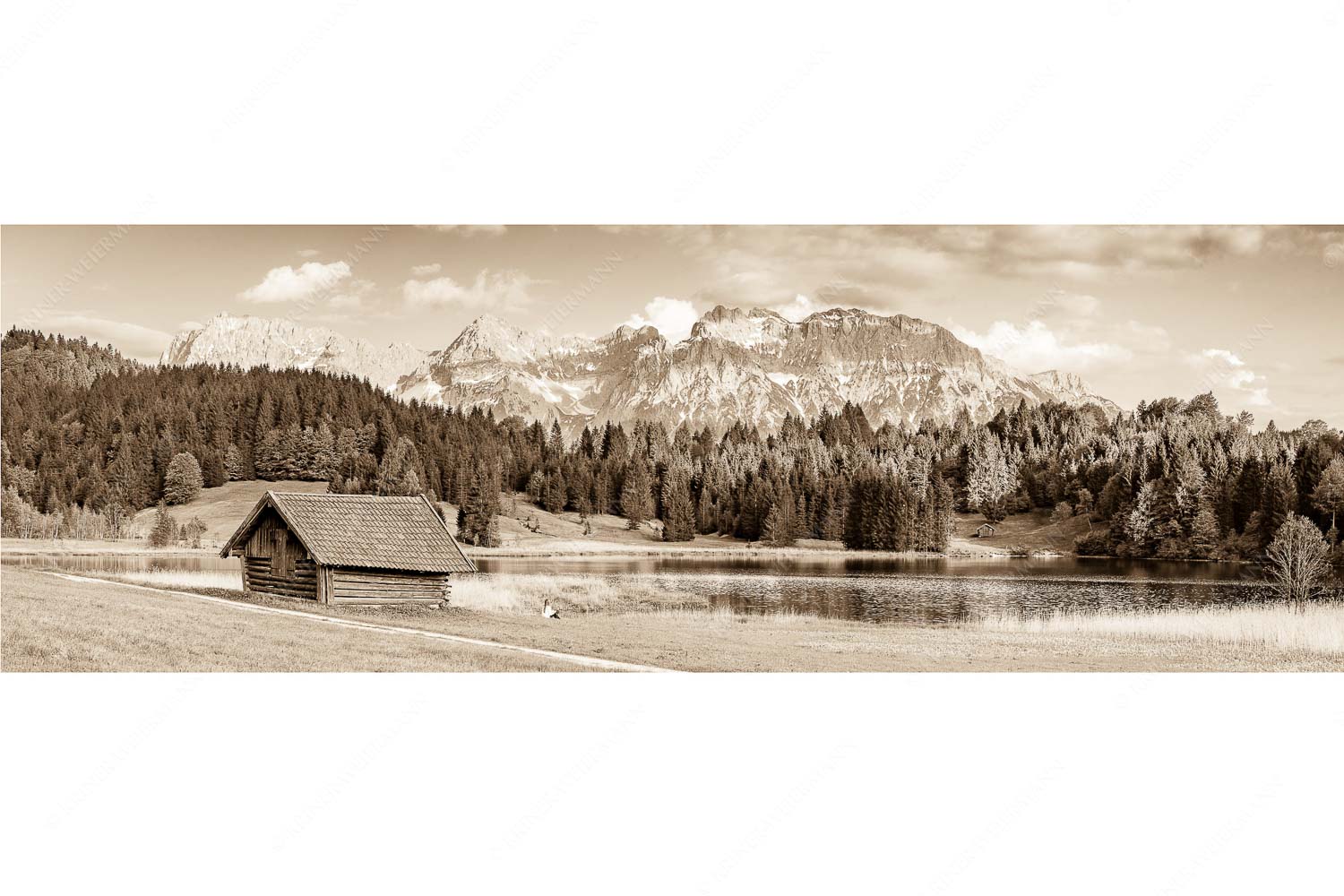Nachlesen – Seitenverhältnis 3:1 — Geroldsee mit Wörner und Tiefkarspitze Blick über den Geroldsee zum Wörner, Tiefkar- und Westlicher Karwendelspitze
