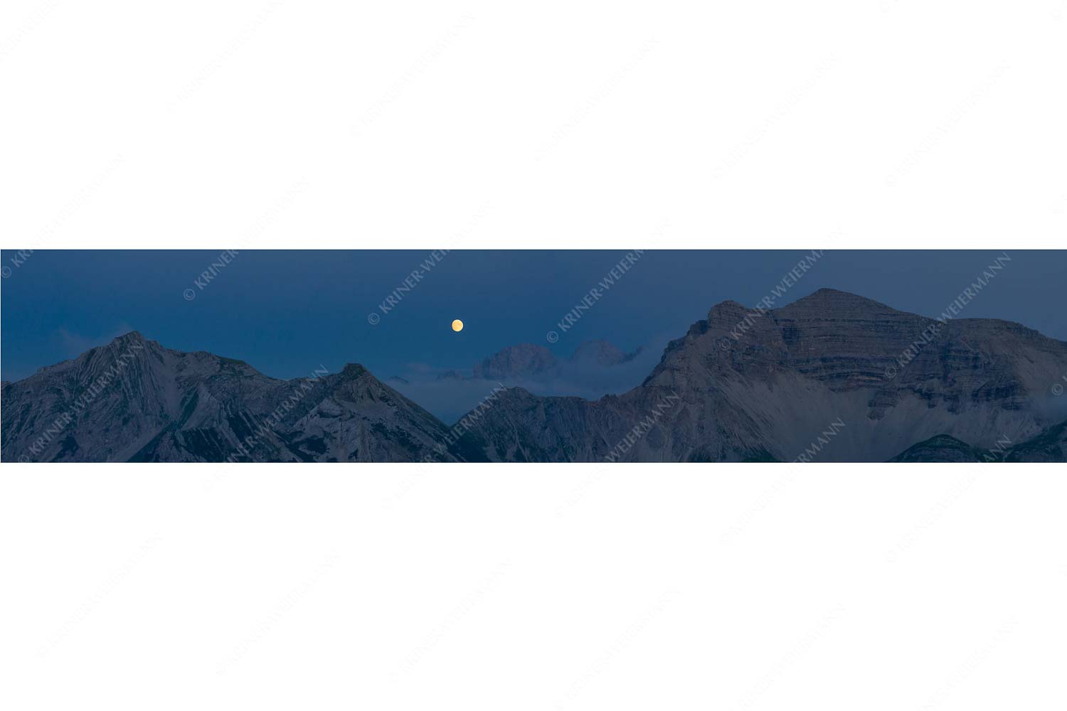 Nachts überm Soiern – Seitenverhältnis 5:1 — Vollmond im Soierngebirge Mondaufgang zwischen Krapfenkar und Soiernspitze im Karwendel