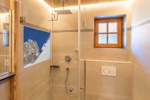 Viel Freude nach ergiebigen Neuschneefällen, eine Abfahrt mit Telemark Ski - Natural high - Größe ca. 120x80cm, Seitenverhältnis 3:2 - Powder im Alpsitzgebiet - weitere Infos unter https://www.kriner-weiermann.de