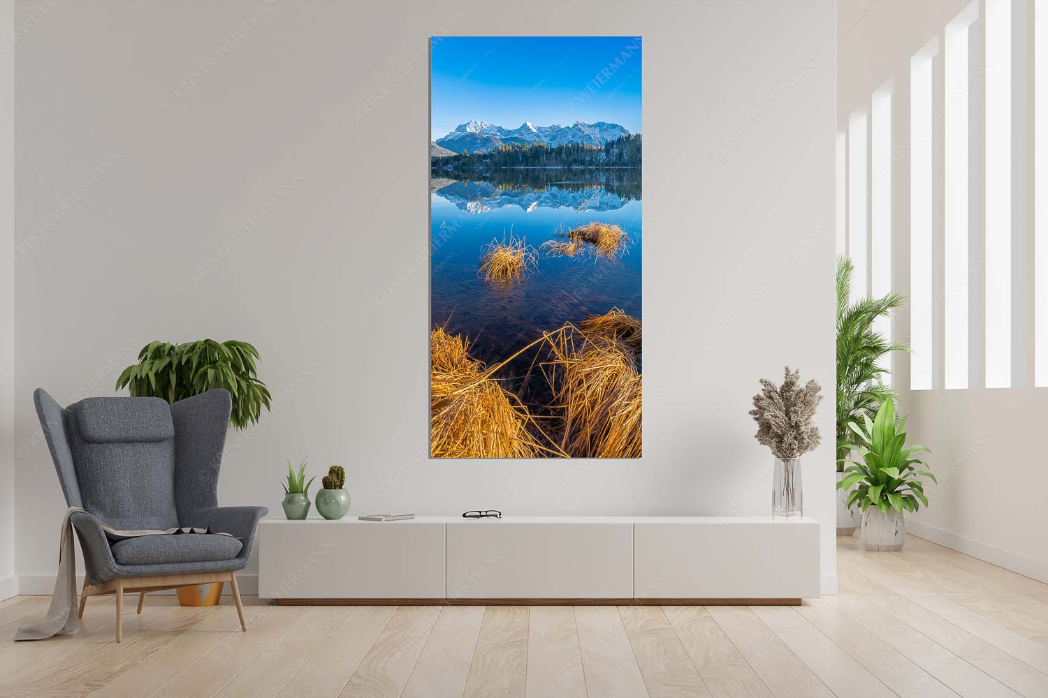 Niederglegt – Größe ca. 90x180cm, Seitenverhältnis 1:2 — Barmsee mit Karwendel Schneefrei am Barmsee mit Karwendelgebirge - Niederglegt - Größe ca. 90x180cm, Seitenverhältnis 1:2 - Barmsee mit Karwendel - weitere Infos unter https://www.kriner-weiermann.de