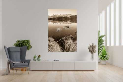 Schneefrei am Barmsee mit Karwendelgebirge - Niederglegt - Größe ca. 120x180cm, Seitenverhältnis 2:3 - Barmsee mit Karwendel - weitere Infos unter https://www.kriner-weiermann.de