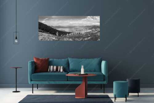Blick über den Walchensee in die Bayrischen Voralpen - Rauskommen - Größe ca. 175x70cm, Seitenverhältnis 2,5:1 - Berwanderung am Simetsberg mit Walchensee - weitere Infos unter https://www.kriner-weiermann.de