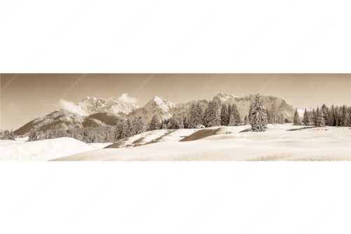 Einsamer Wiesmahdstadel mit viel Schnee und Wörner, Tiefkar und Westlicher Karwendelspitze im Hintergrund - Richtig Winter - Seitenverhältnis 4:1 - Winterlandschaft Karwendel - weitere Infos unter https://www.kriner-weiermann.de