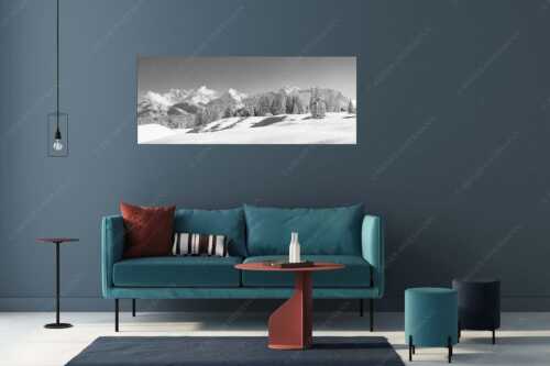 Einsamer Wiesmahdstadel mit viel Schnee und Wörner, Tiefkar und Westlicher Karwendelspitze im Hintergrund - Richtig Winter - Größe ca. 175x70cm, Seitenverhältnis 2,5:1 - Winterlandschaft Karwendel - weitere Infos unter https://www.kriner-weiermann.de