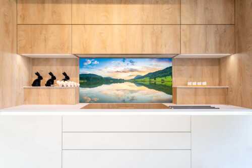 Blick über den Geroldsee in den Sonnenuntergang am Estergebirge - Ruhige Wasser - Größe ca. 120x60cm, Seitenverhältnis 2:1 - Geroldsee mit Wank - weitere Infos unter https://www.kriner-weiermann.de