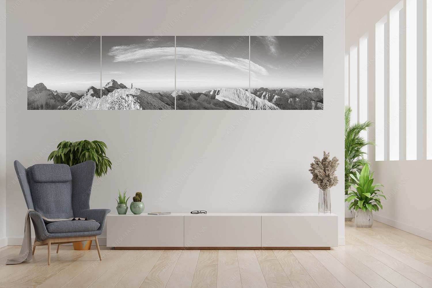 Sägezahn – 4er Split, Größe ca. 280x70cm, Seitenverhältnis 4 — Kaltwasserkarspitze im Karwendel Blick von Sägezahn zur den Sonnenspitzen im Karwendelgebirge - Sägezahn - 4er Split, Größe ca. 280x70cm, Seitenverhältnis 4 - Kaltwasserkarspitze im Karwendel - weitere Infos unter https://www.kriner-weiermann.de