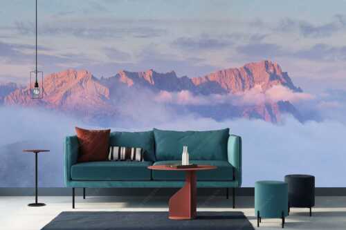Nur das Gipfelkreuz vom Bischof ragt heraus mit den Gipeln von Alpspitze und Zugspitze - Sanfter Morgen - Größe ca. 400x200cm, Seitenverhältnis 2:1 - Jubiläumsgrat im Morgenlicht - weitere Infos unter https://www.kriner-weiermann.de