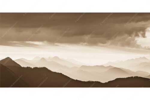 Blick in den Sonnenaufgan in die Bayrischen Voralpen - Schemenhaft - Seitenverhältnis 2:1 - Bergsilhouetten Sonnenaufgang - weitere Infos unter https://www.kriner-weiermann.de