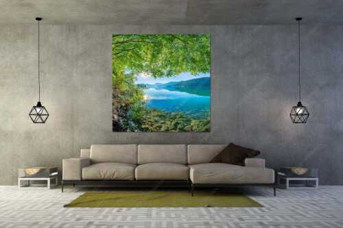 Blick unter einer Buche raus in den Sonnenaufgang am Walchensee - Seebuchen - Größe ca. 160x160cm, Seitenverhältnis 1:1 - Walchensee - weitere Infos unter https://www.kriner-weiermann.de