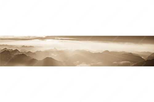 Blick von der Zugspitze über Thannheimer Berge in den Sonnenuntergang - Shining II - Seitenverhältnis 5:1 - Grandiose Abendstimmung Zugspitze - weitere Infos unter https://www.kriner-weiermann.de
