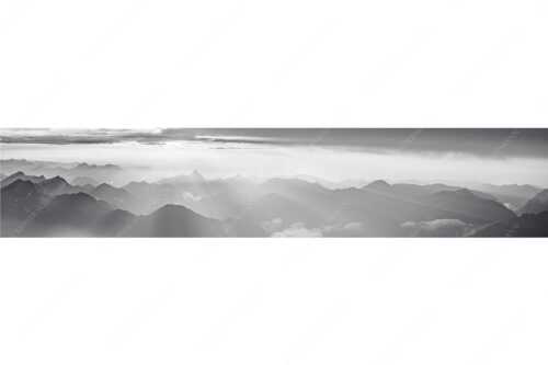 Blick von der Zugspitze über Thannheimer Berge in den Sonnenuntergang - Shining II - Seitenverhältnis 5:1 - Grandiose Abendstimmung Zugspitze - weitere Infos unter https://www.kriner-weiermann.de